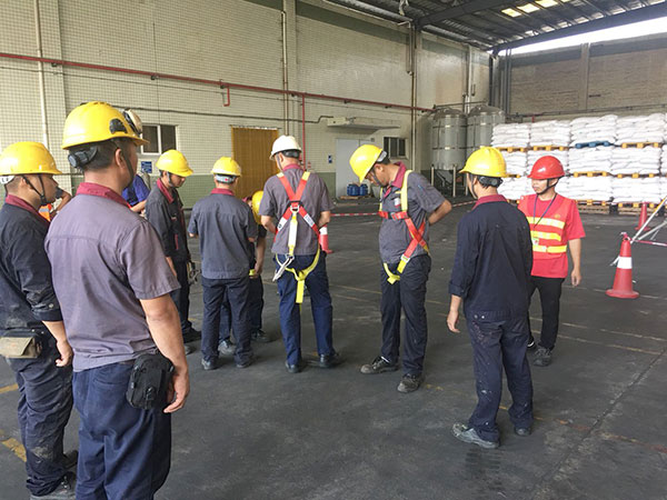  安全、環(huán)保、社會(huì)責(zé)任及團(tuán)隊(duì)培訓(xùn)